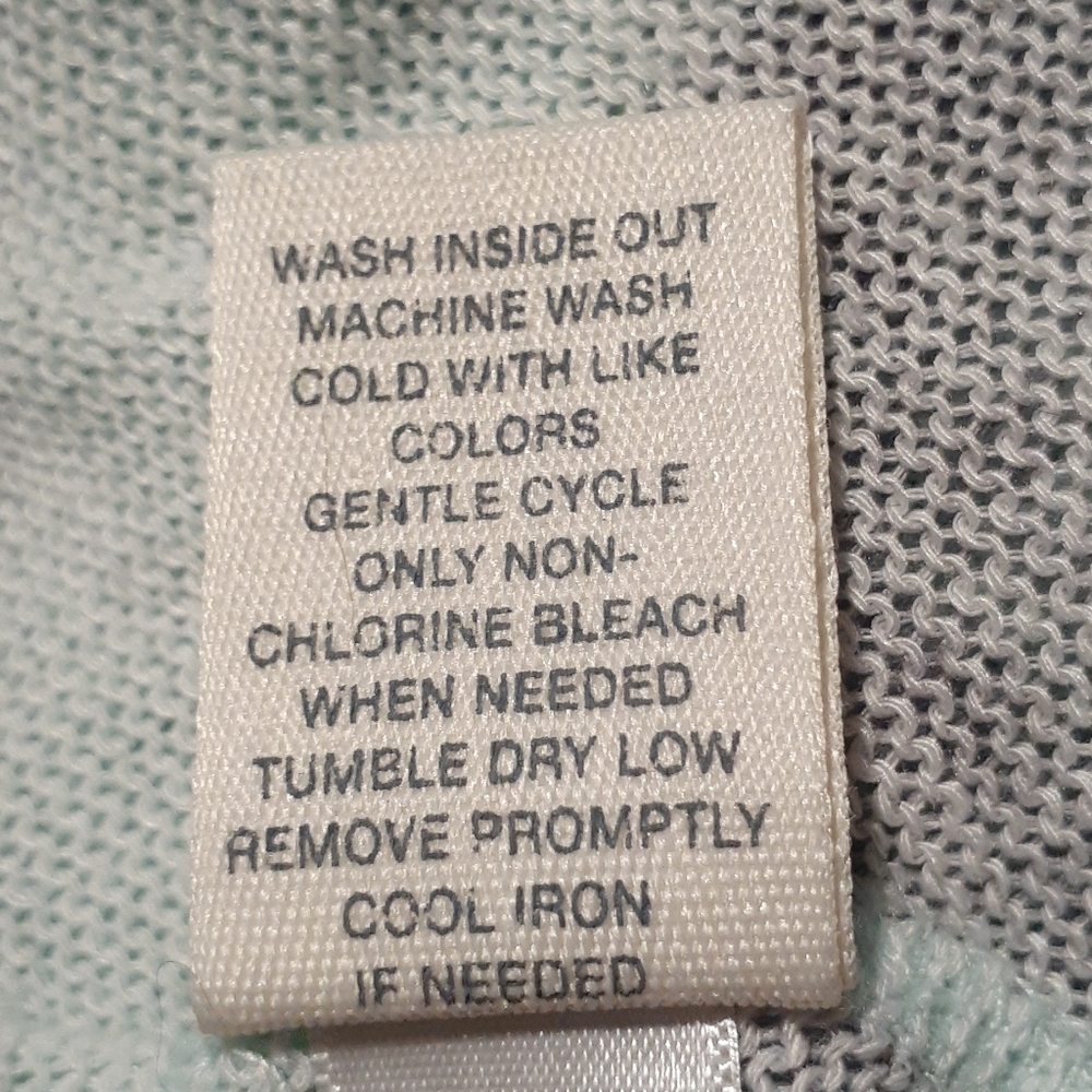 Shirt - Picture 4 of 4